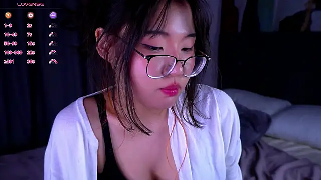 NelleMihalko's Live XXX Chat