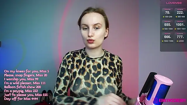 KinkyMissCherry élő XXX-chatje