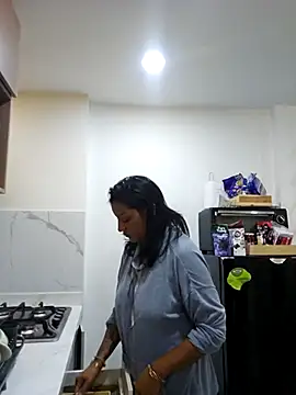 Chat +18 de LadyNahir ao vivo