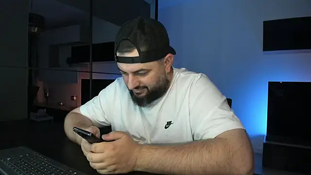 DravenPeak's Live XXX Chat