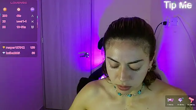 aprildumont's Live XXX Chat