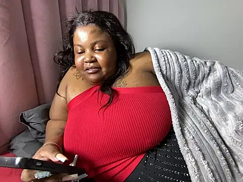 MissLola27 Live XXX-Chat