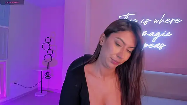 Chat +18 de ArianaDumont ao vivo