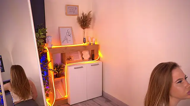 Miabreeze Adlı Modelin Canlı XXX Sohbeti