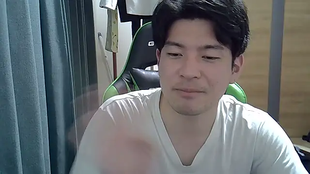 Show modela aokunvvv na web-kameri