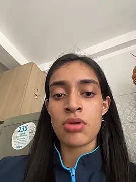 leilani_X: απευθείας συνομιλία ΧΧΧ