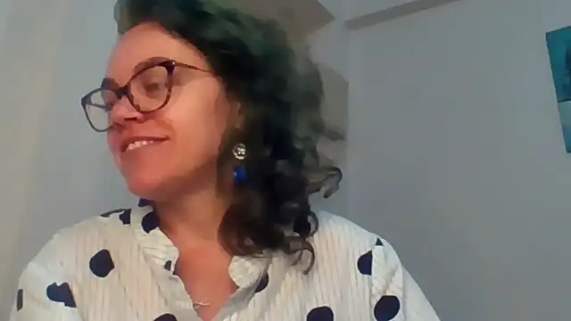 Ju-Hot Live XXX-chat