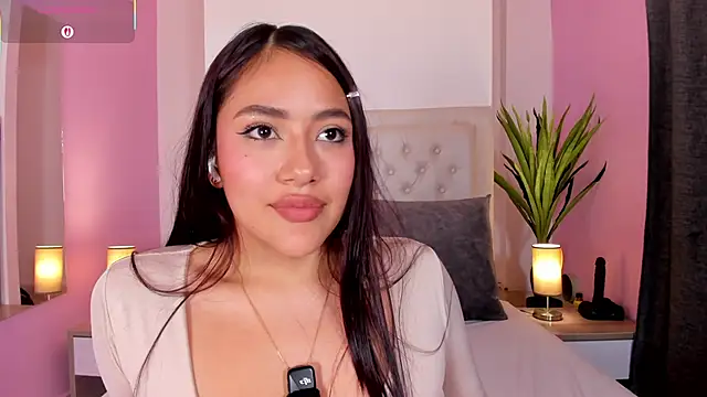nicolle_pierce Live XXX-Chat