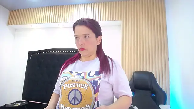 VeronicaBlake Adlı Modelin Canlı XXX Sohbeti
