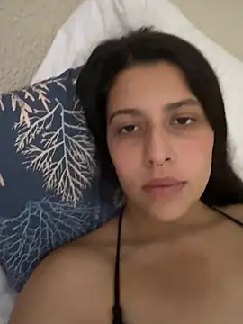 Chat +18 de nova_velveet ao vivo