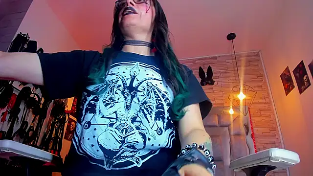 Evangelinejoness_'s Live XXX Chat