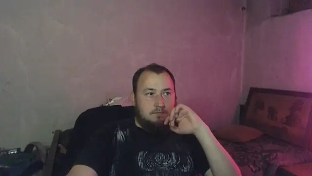Show modela BIG-COCK-OMG na web-kameri