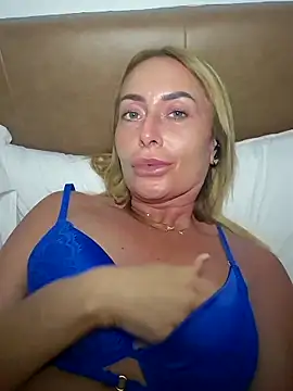 Molliexo live XXX chat