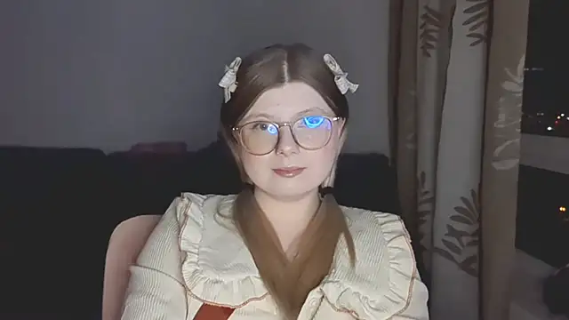 YukiBlushn Webbikameraesitys