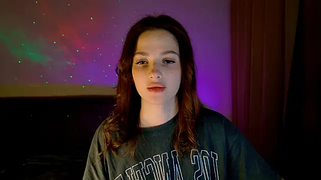 Chat +18 de KiraVair ao vivo