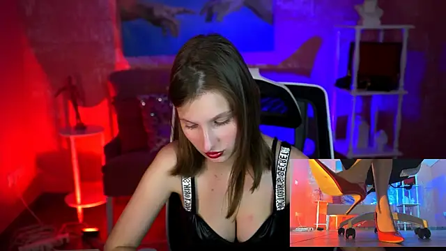 Živý XXX chat EllaHorton