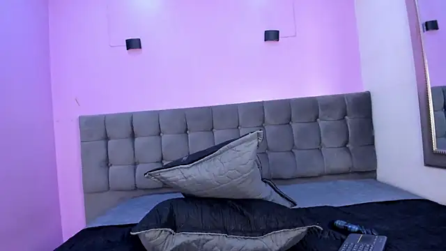ValentinaJaramilloo Chat XXX in diretta