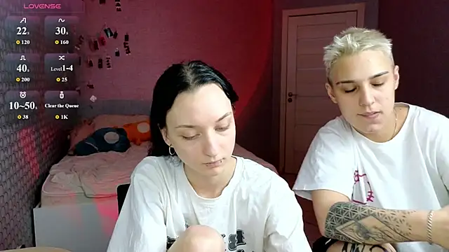 Онлайн чат XXX LuxuryLoverss