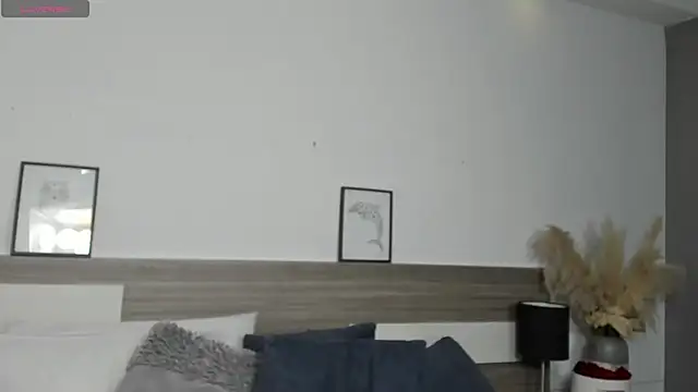 ZarahFoxx élő XXX-chatje