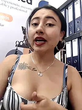 Chat +18 de _Sarah-Office1 ao vivo