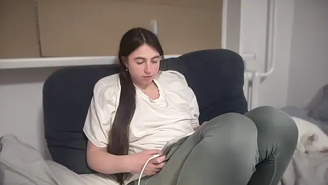 Aphr0ditee's Live XXX Chat
