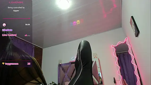 Chat +18 de Cristy_tay ao vivo