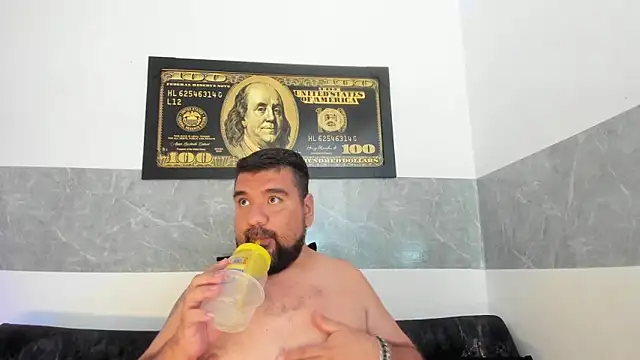 horus_gil webkamerás műsora