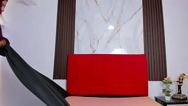 samanta__fox Adlı Modelin Canlı XXX Sohbeti