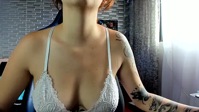 Ginger_Sweetty live XXX chat