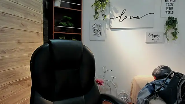 coby_cum – Kamerová šou
