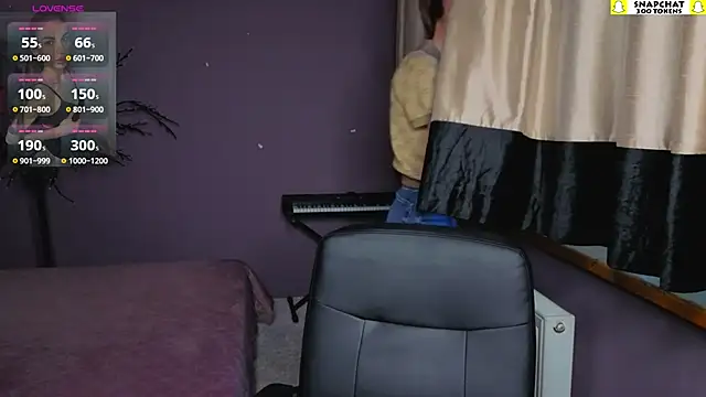 Chat XXX en directo de EmmyGreans