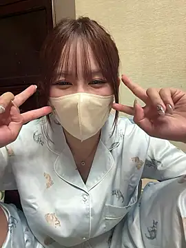 ramune_2525のライブXXXチャット