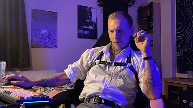paulvelvet Show in webcam