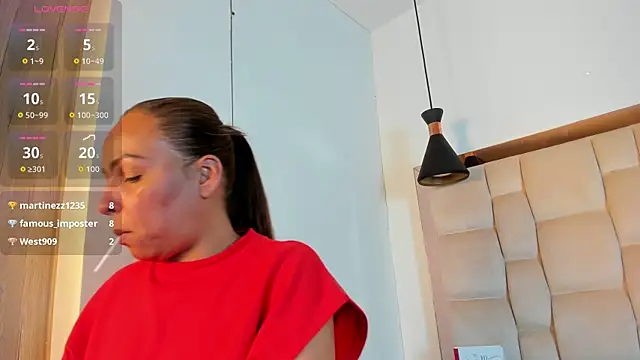 Chat +18 de Helenn_Moore ao vivo
