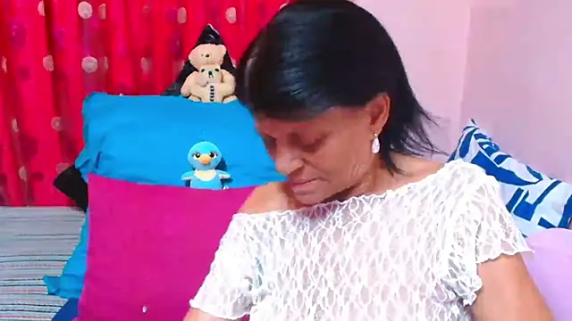 SLUTTYROXY Live XXX-chat