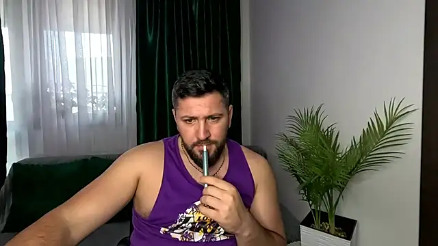 Gold_Alpha_Boy: απευθείας συνομιλία ΧΧΧ