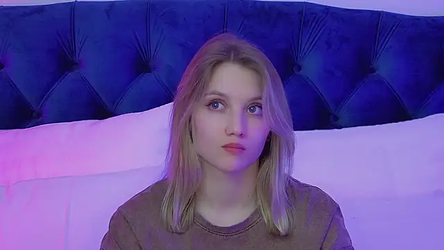 StacyEvances' Live XXX Chat