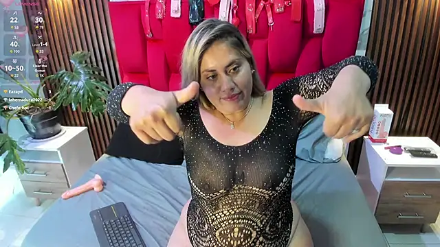 Aleja-Blonde's Webcam Show