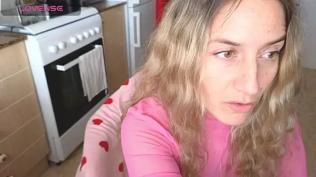 Онлайн чат XXX Lunamix