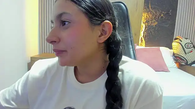 kira_relish's Live XXX Chat