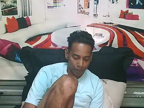 IndianHunk01のウェブカメラショー