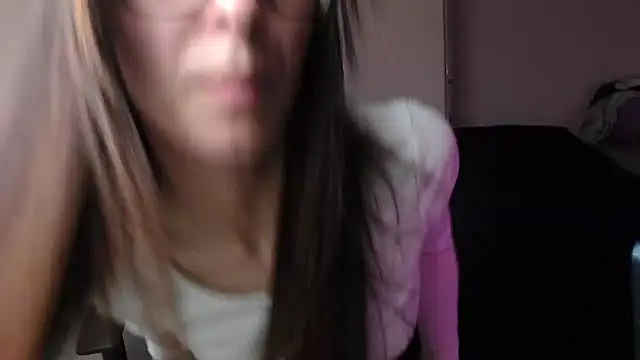Chat +18 de Sofiasweetsecret ao vivo