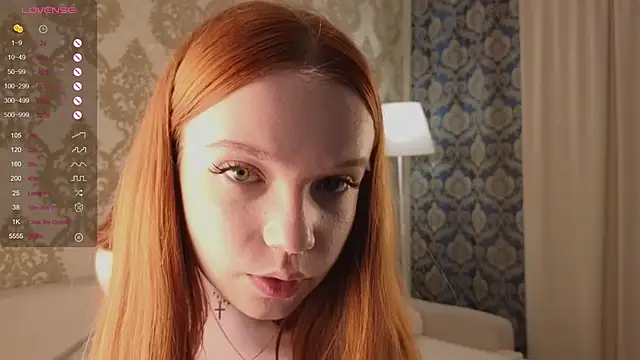 foxy_bloomm: απευθείας συνομιλία ΧΧΧ
