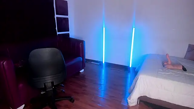 RossMildrey Adlı Modelin Canlı XXX Sohbeti