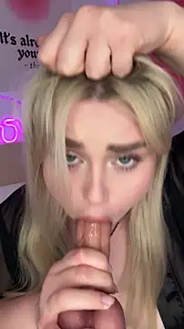 April_Vancee Live XXX-chat