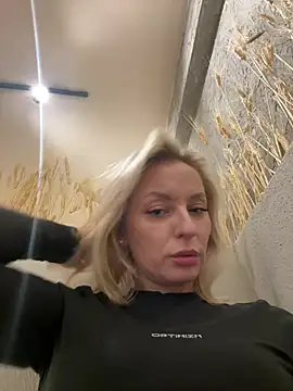 VikaBunny1's Live XXX Chat