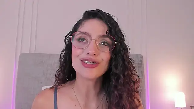 دردشة Angel-bells الجنسية المباشرة