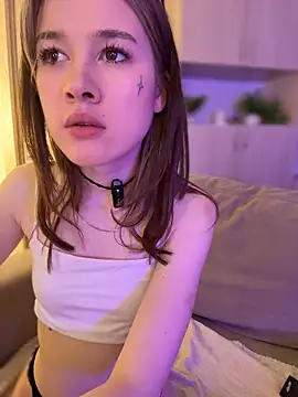 Marryme- Adlı Modelin Canlı XXX Sohbeti