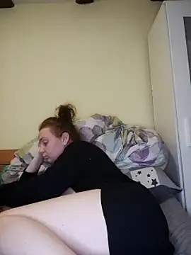 Bella-Monroe élő XXX-chatje