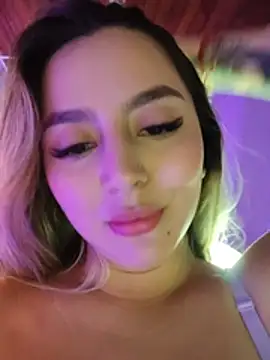 Chat XXX en directo de CelesteBlaze_